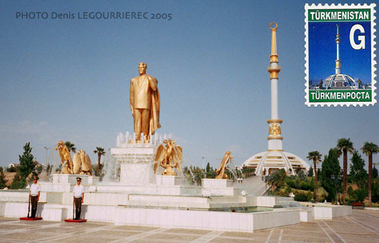 golden statue