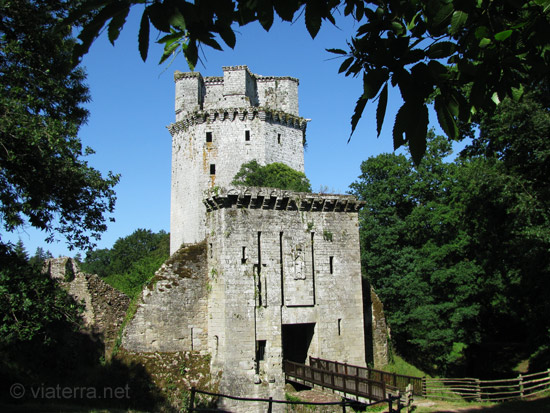 elven tours forteresse largoet