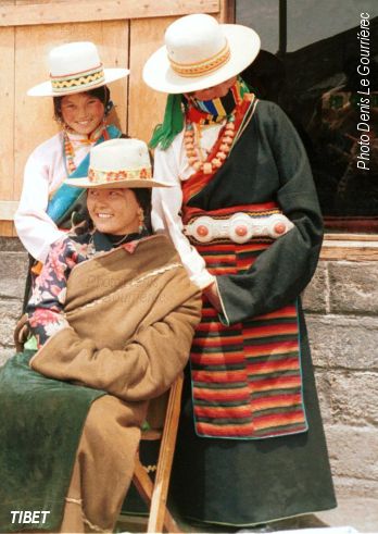 tibet traditional dress