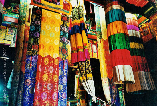 zhongdian tibetan temple