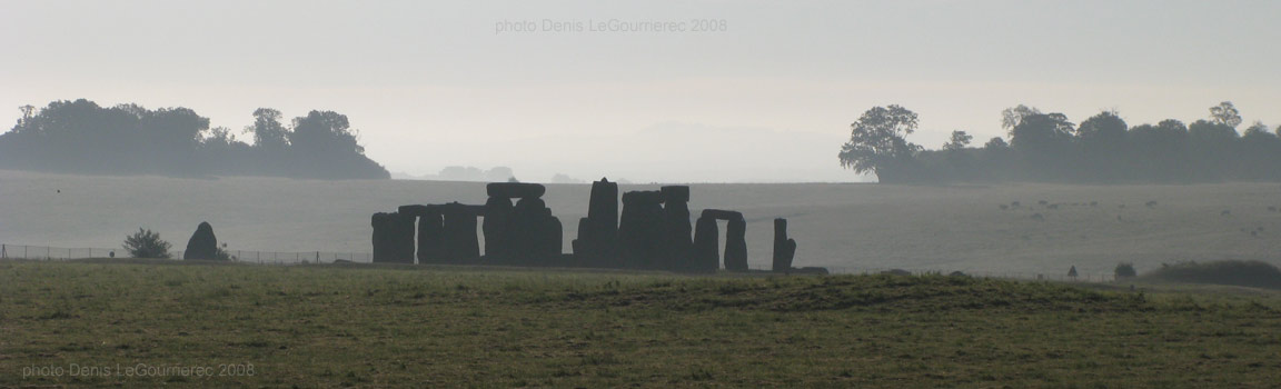 stonehenge panorama
