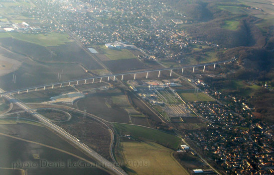 pont vu du ciel beynost TGV