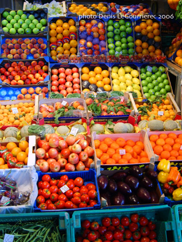 fruit stall malta