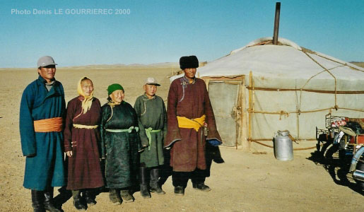 Famille d'accueil dans le Gobi