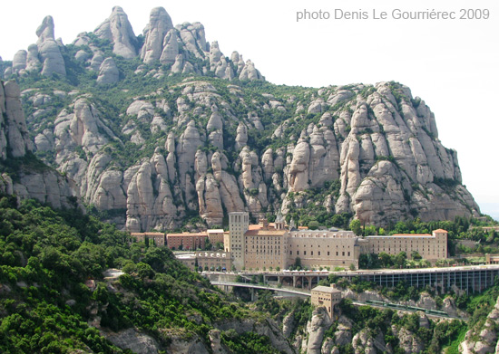montserrat monasterio catalunya